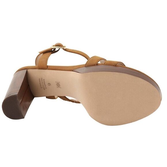 BCBGeneration
ONNIA PLATFORM SANDAL in Camel - Picture 5 of 10